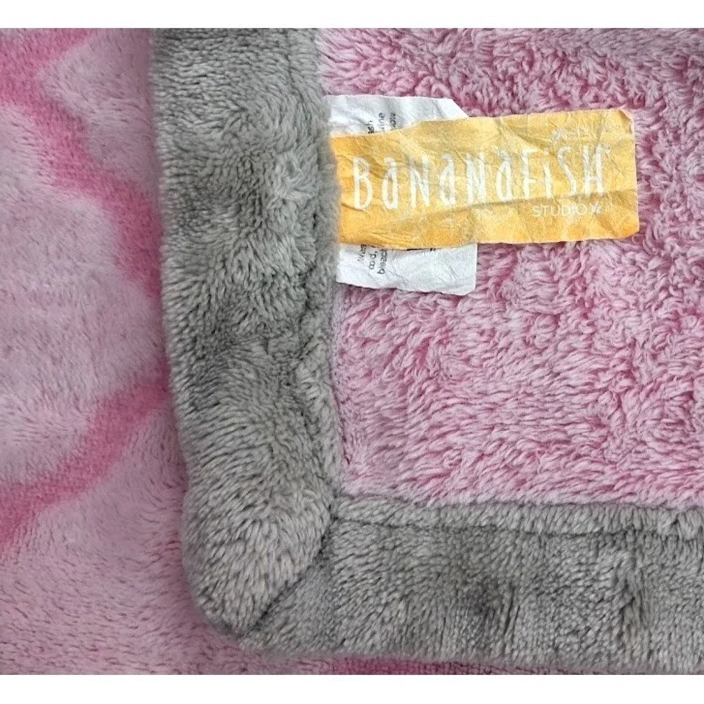 Bananafish Studios Pink Gray Baby‎ Blanket Soft Textured Embossed Diamonds EUC